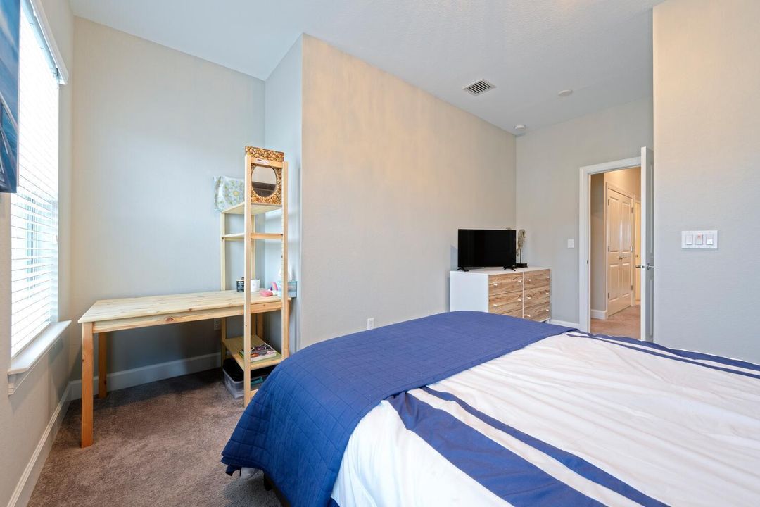 2nd Bedroom