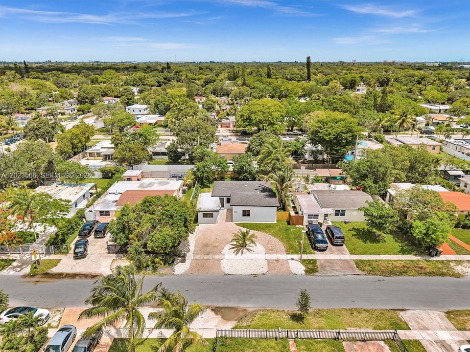 Active With Contract: $675,000 (4 beds, 2 baths, 1655 Square Feet)