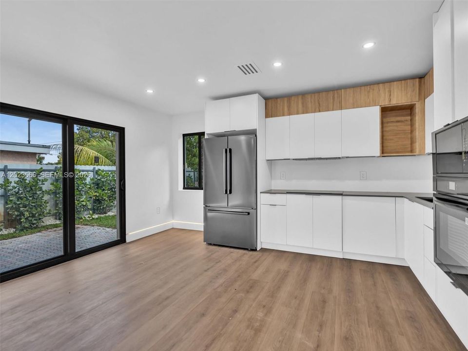 Active With Contract: $675,000 (4 beds, 2 baths, 1655 Square Feet)