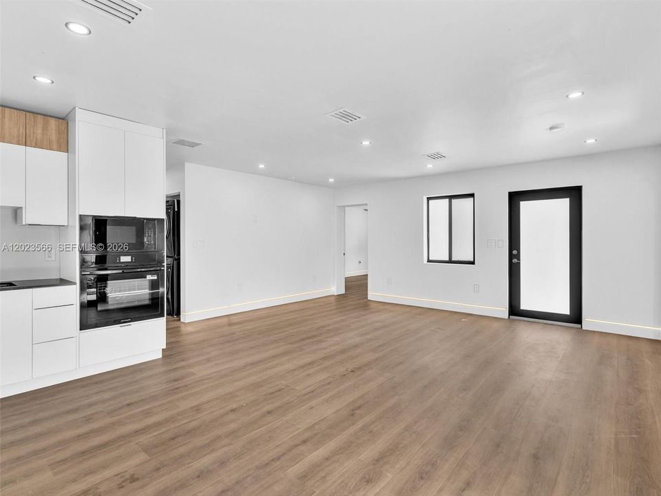 Active With Contract: $675,000 (4 beds, 2 baths, 1655 Square Feet)