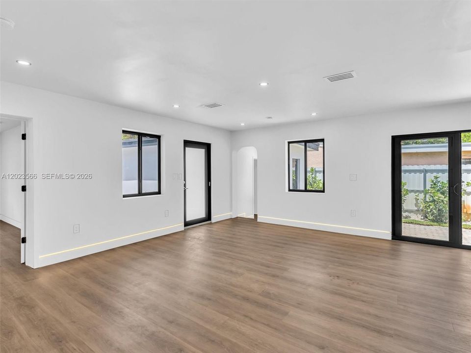 Active With Contract: $675,000 (4 beds, 2 baths, 1655 Square Feet)