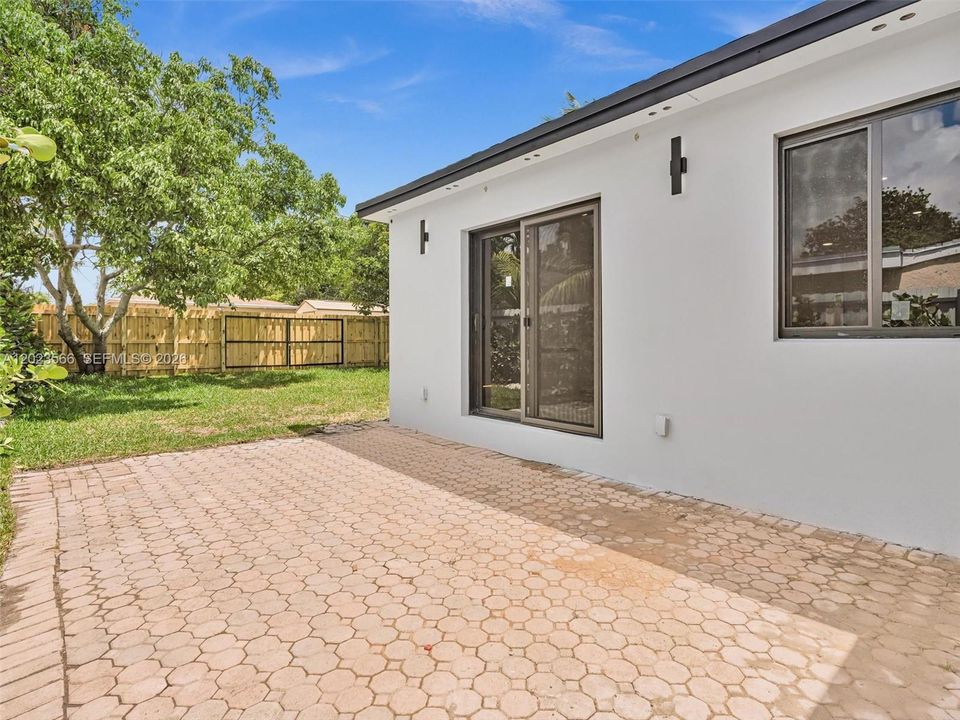 Active With Contract: $675,000 (4 beds, 2 baths, 1655 Square Feet)
