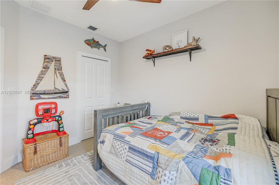 For Sale: $525,000 (3 beds, 2 baths, 1660 Square Feet)