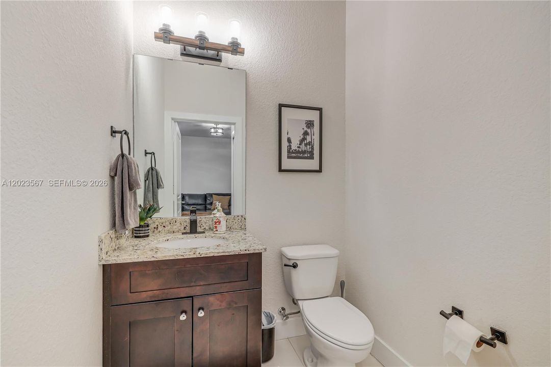 For Sale: $525,000 (3 beds, 2 baths, 1660 Square Feet)