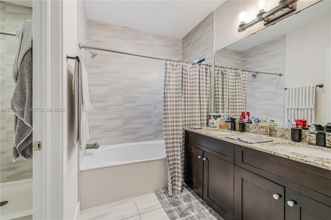 For Sale: $525,000 (3 beds, 2 baths, 1660 Square Feet)