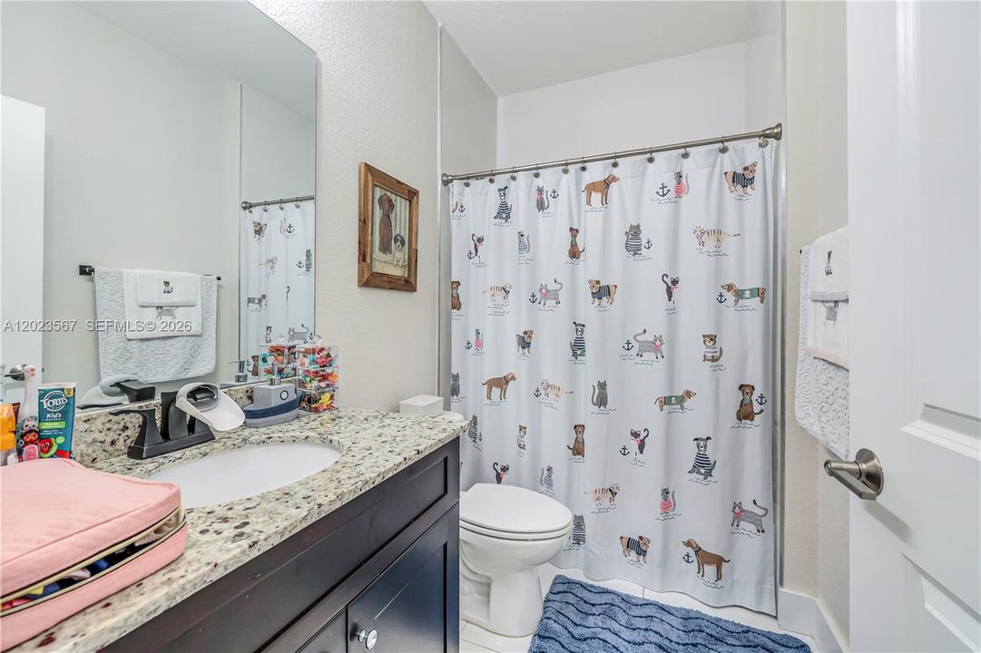 For Sale: $525,000 (3 beds, 2 baths, 1660 Square Feet)