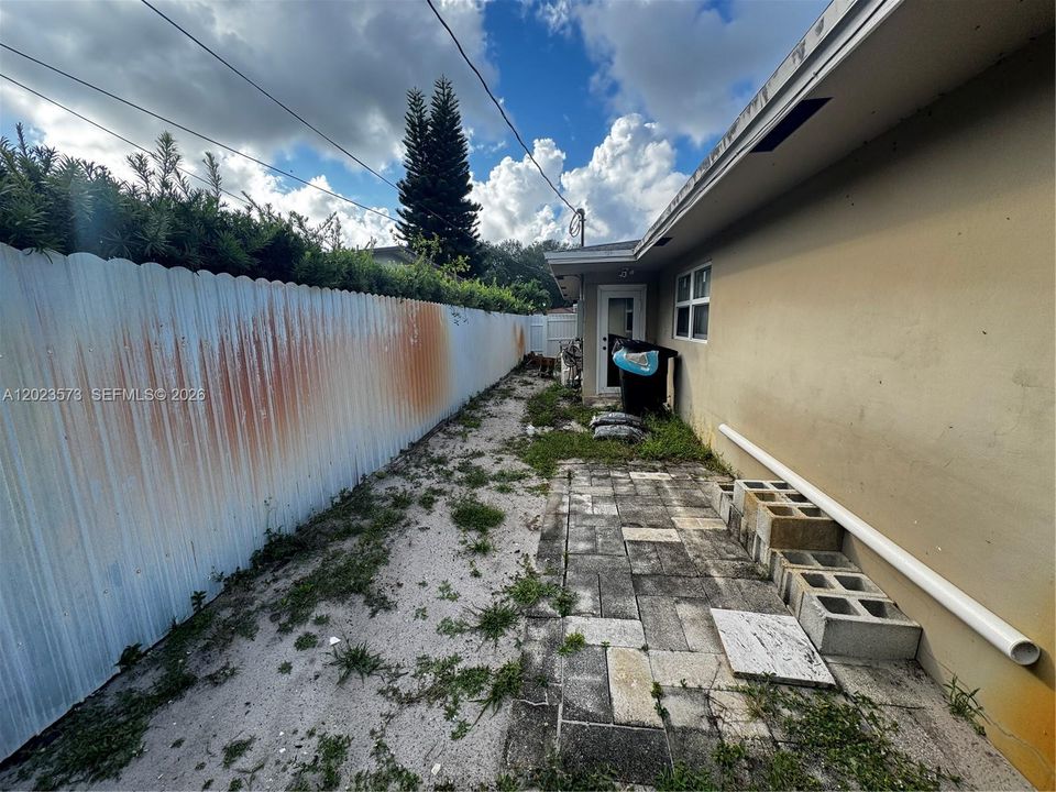 En Venta: $550,000 (3 camas, 2 baños, 1752 Pies cuadrados)