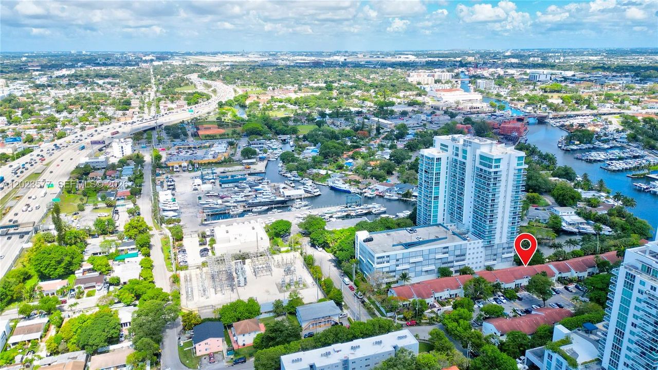 For Sale: $405,000 (2 beds, 1 baths, 1000 Square Feet)