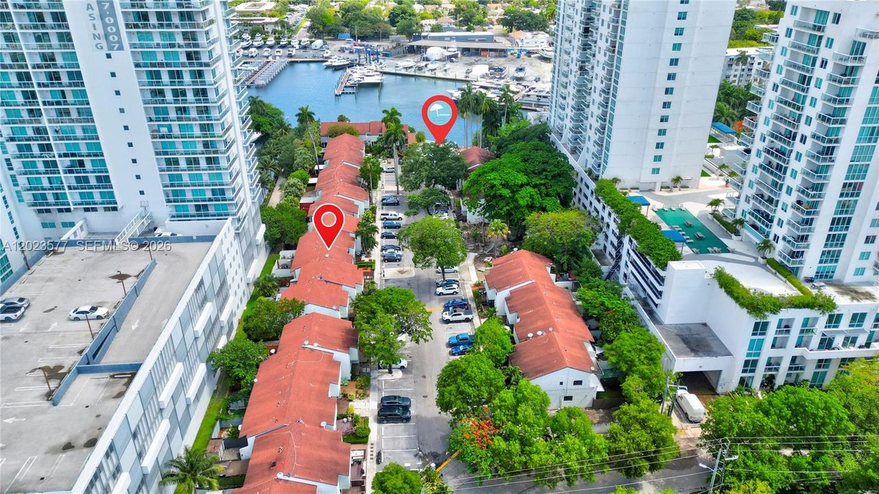 For Sale: $405,000 (2 beds, 1 baths, 1000 Square Feet)