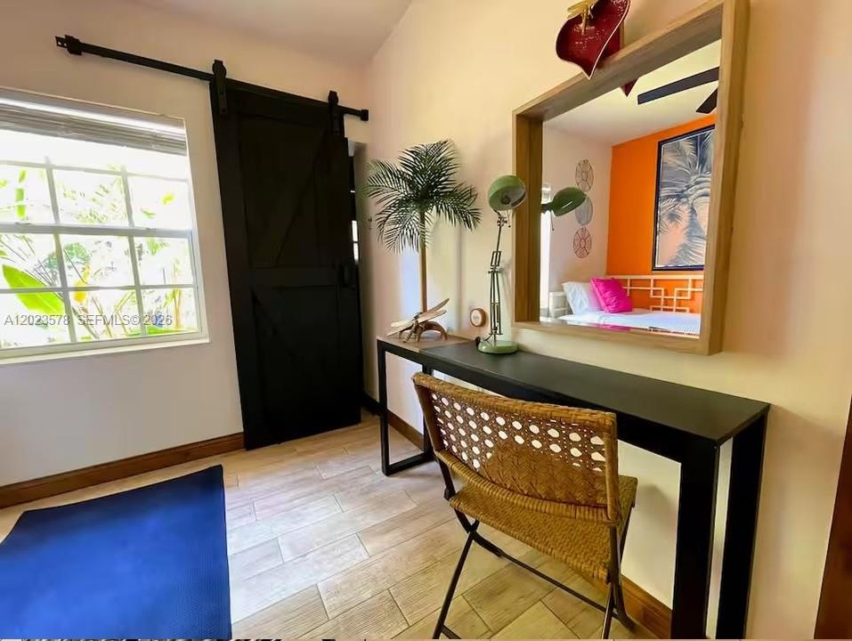 На продажу: $525,000 (2 спален, 2 ванн, 1373 Квадратных фут)