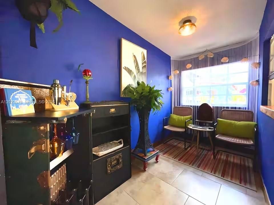 На продажу: $525,000 (2 спален, 2 ванн, 1373 Квадратных фут)