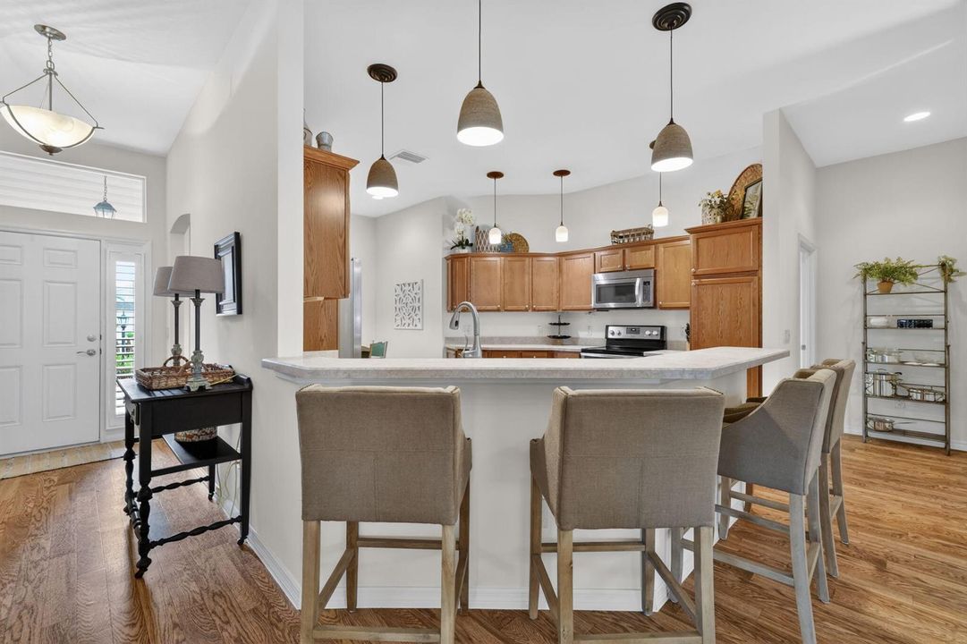 20-web-or-mls-3746-new-moon-ave