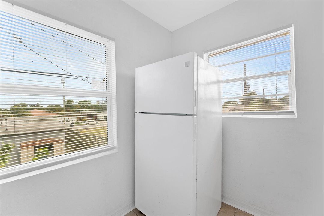526 NW 12TH AVE