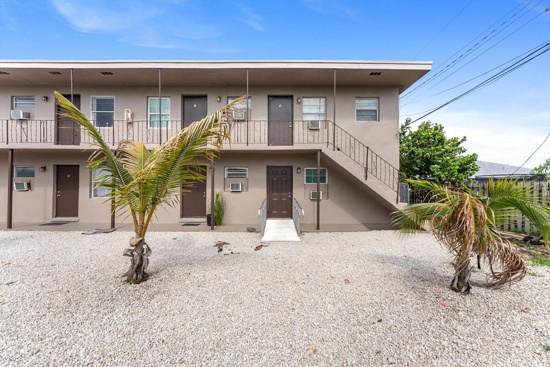 526 NW 12TH AVE