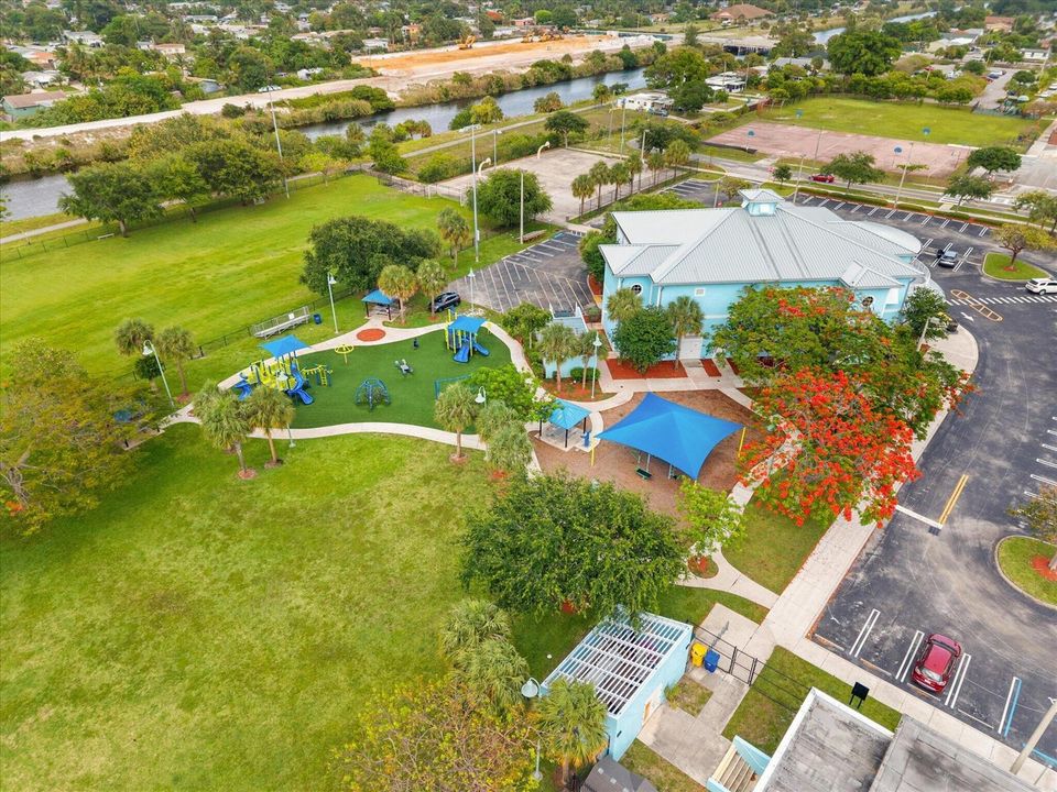 526 NW 12TH AVE