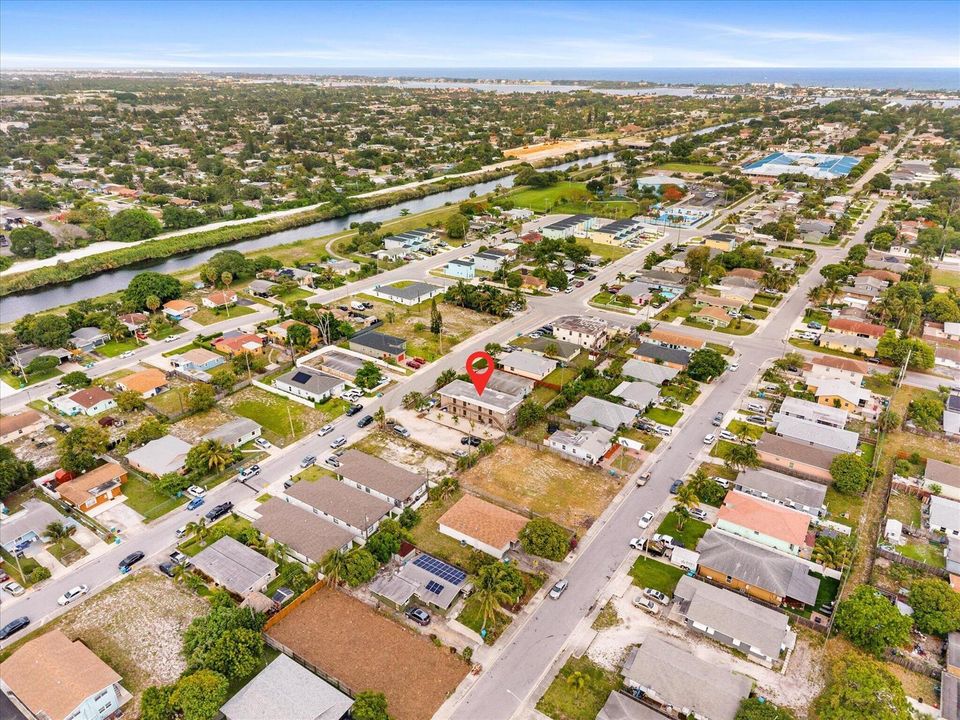 526 NW 12TH AVE