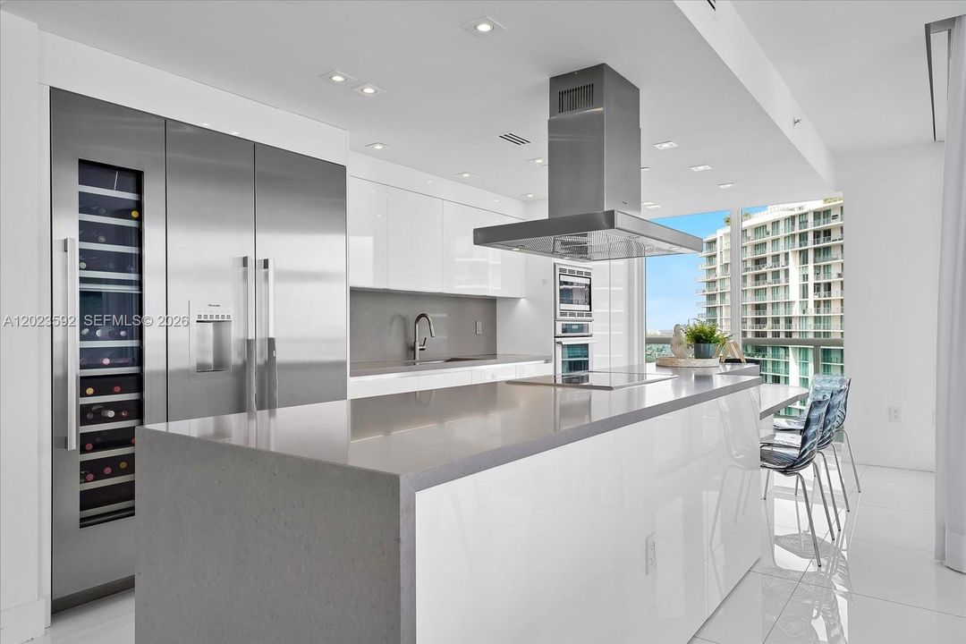 En Venta: $1,840,000 (2 camas, 3 baños, 2144 Pies cuadrados)