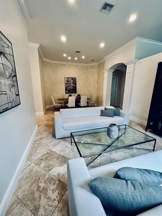 Living/Dining Area