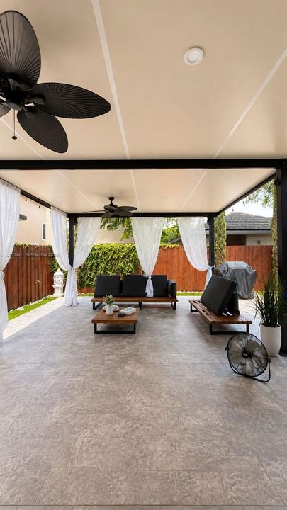 En Renta: $3,900 (4 camas, 2 baños, 1762 Pies cuadrados)