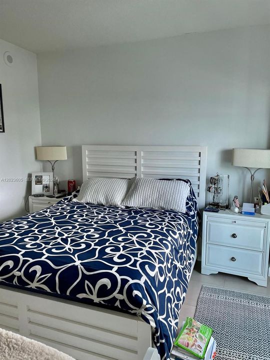 En Venta: $390,000 (1 camas, 1 baños, 692 Pies cuadrados)