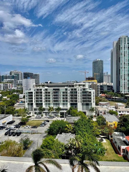 En Venta: $390,000 (1 camas, 1 baños, 692 Pies cuadrados)