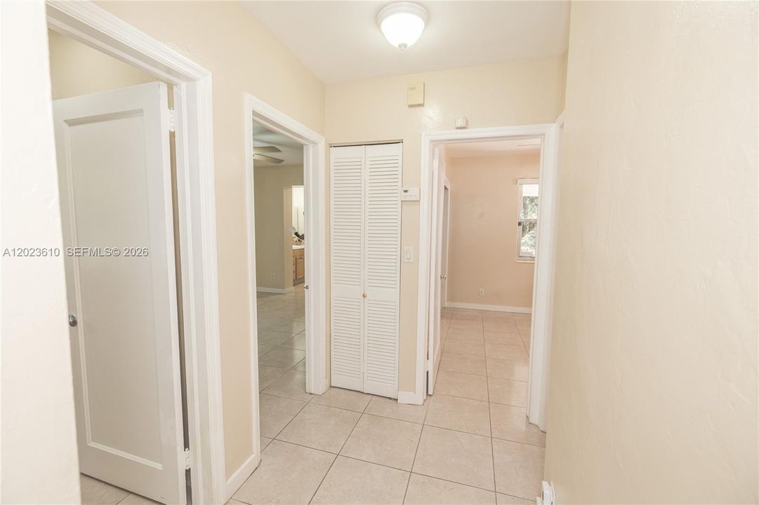 Active With Contract: $3,650 (4 beds, 2 baths, 1259 Square Feet)