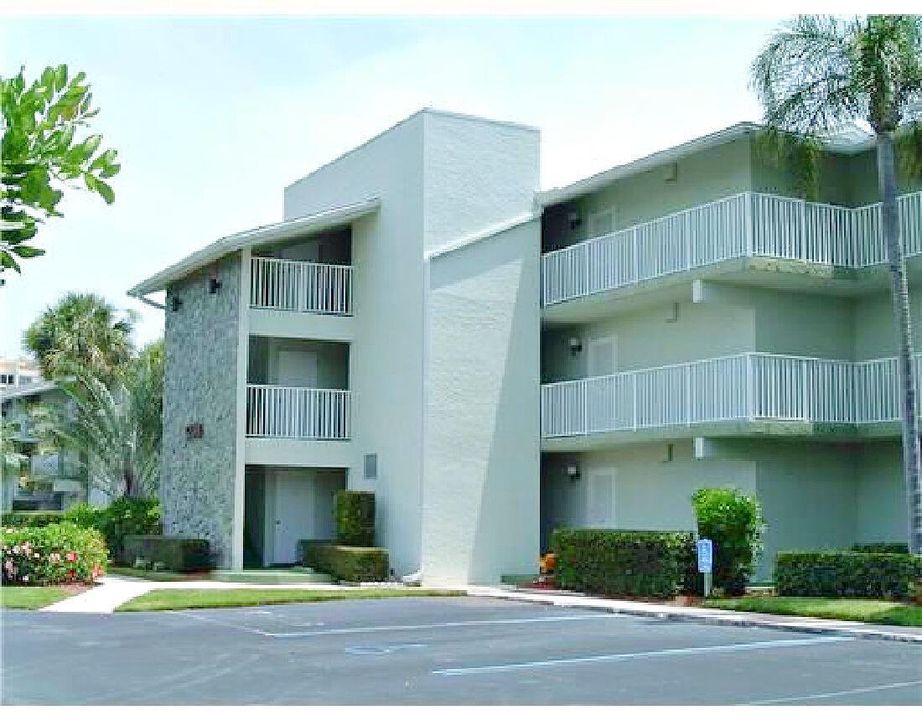 5200 BUILDING
