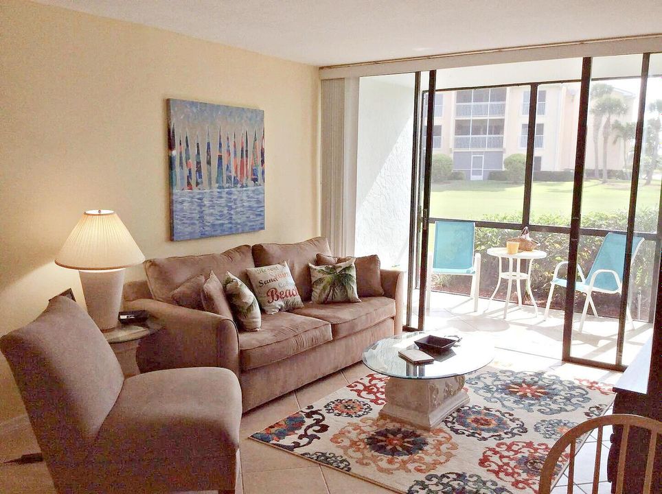 LIVING ROOM..