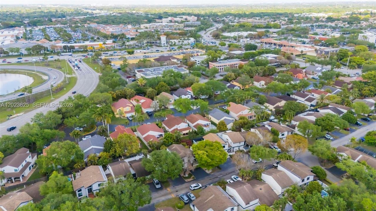 На продажу: $630,000 (3 спален, 2 ванн, 1588 Квадратных фут)