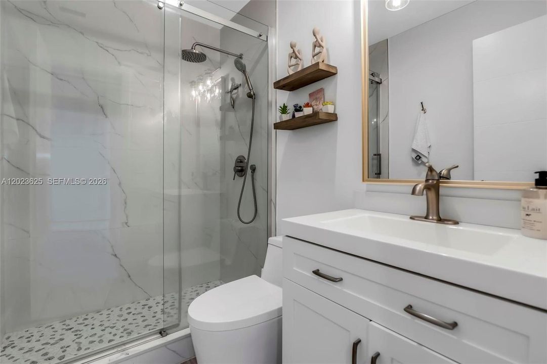 На продажу: $630,000 (3 спален, 2 ванн, 1588 Квадратных фут)