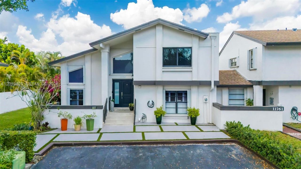 На продажу: $630,000 (3 спален, 2 ванн, 1588 Квадратных фут)