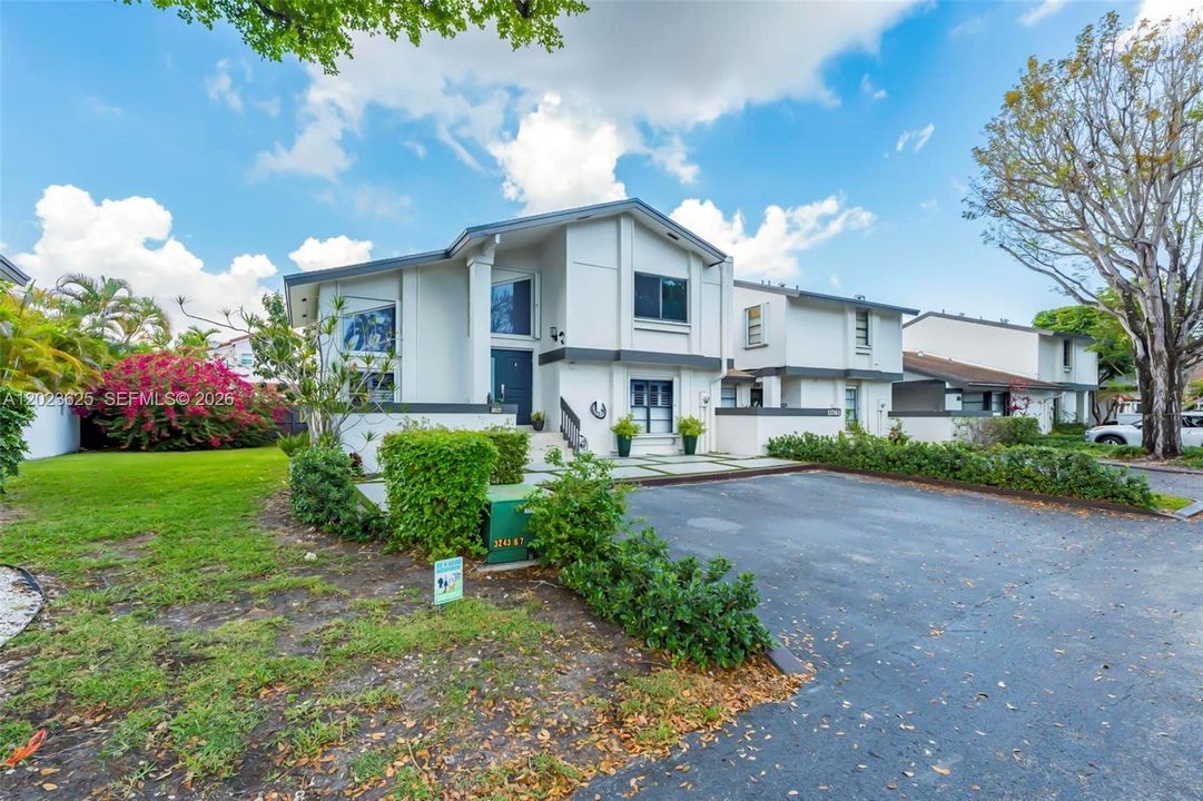 На продажу: $630,000 (3 спален, 2 ванн, 1588 Квадратных фут)