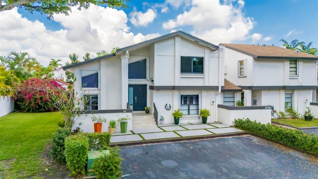 На продажу: $630,000 (3 спален, 2 ванн, 1588 Квадратных фут)