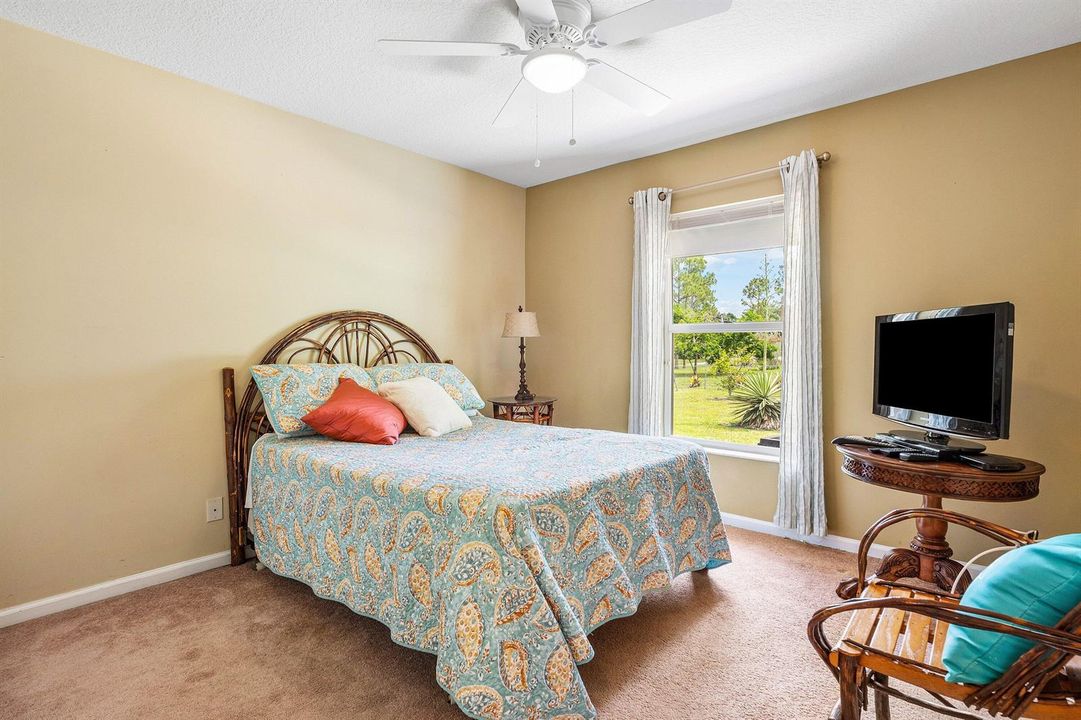 020-1361561stLaneNorth-WestPalmBeach-FL-