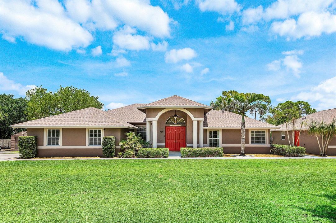 001-1361561stLaneNorth-WestPalmBeach-FL-