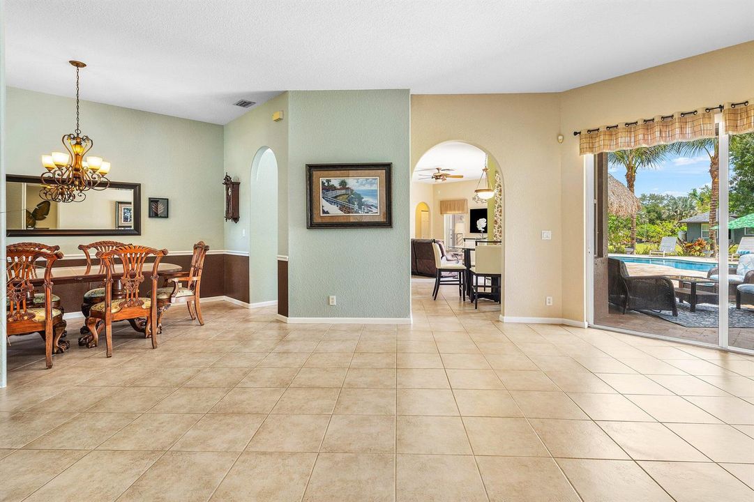 015-1361561stLaneNorth-WestPalmBeach-FL-
