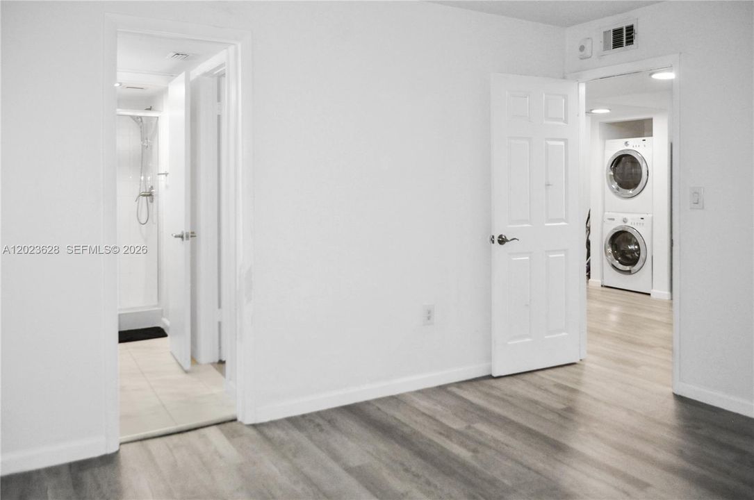 For Sale: $338,000 (2 beds, 2 baths, 1210 Square Feet)