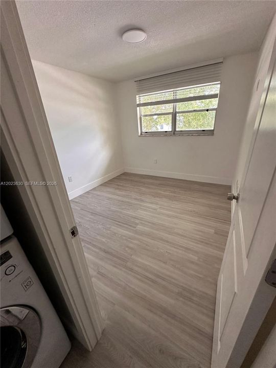 В аренду: $2,250 (2 спален, 2 ванн, 825 Квадратных фут)