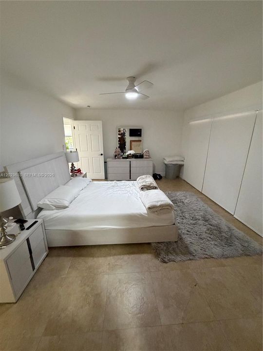 Active With Contract: $3,200 (3 beds, 2 baths, 1330 Square Feet)