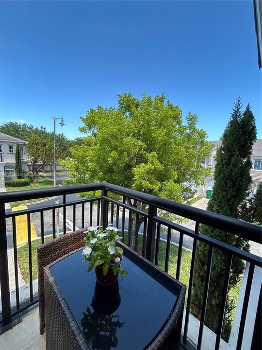 En Venta: $560,000 (3 camas, 2 baños, 1857 Pies cuadrados)