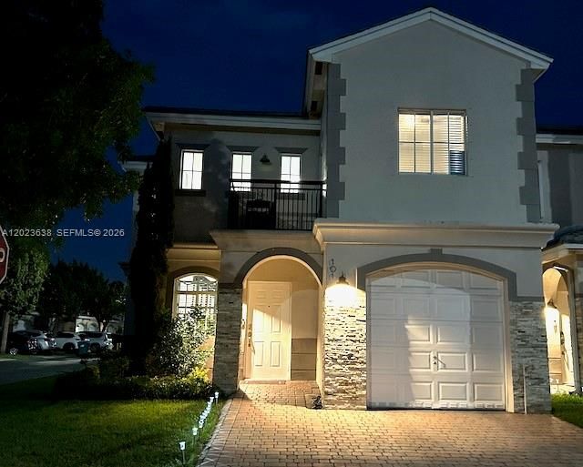 En Venta: $560,000 (3 camas, 2 baños, 1857 Pies cuadrados)