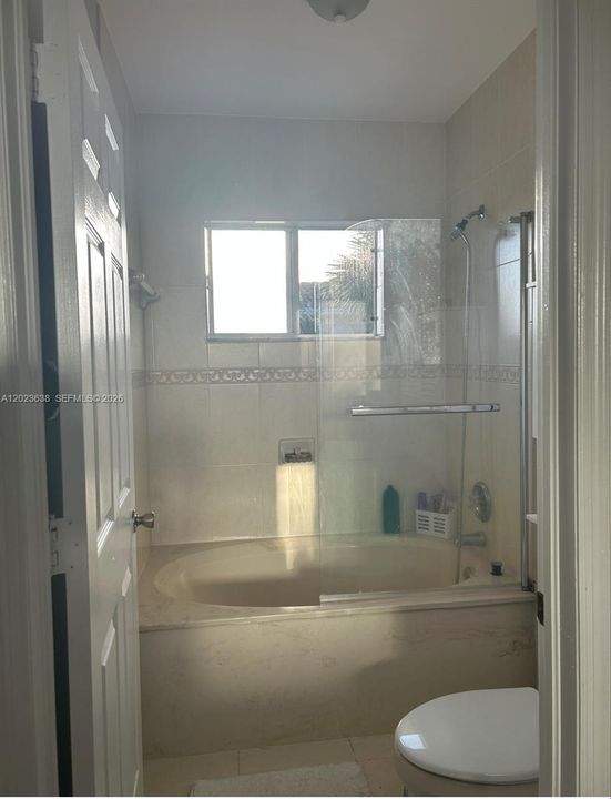 En Venta: $560,000 (3 camas, 2 baños, 1857 Pies cuadrados)