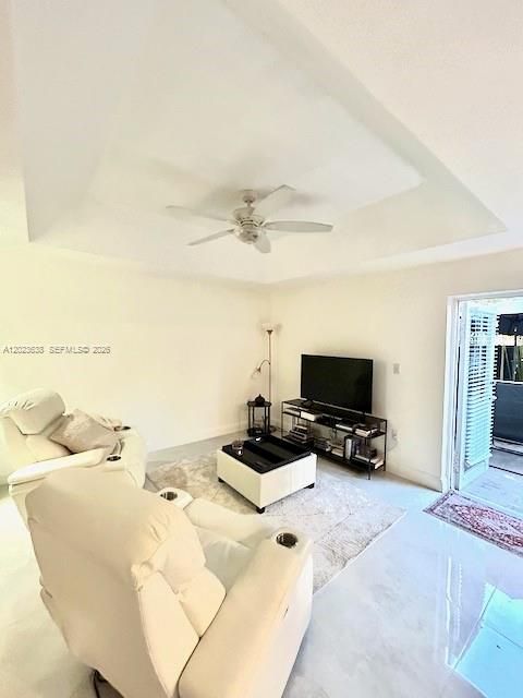 En Venta: $560,000 (3 camas, 2 baños, 1857 Pies cuadrados)