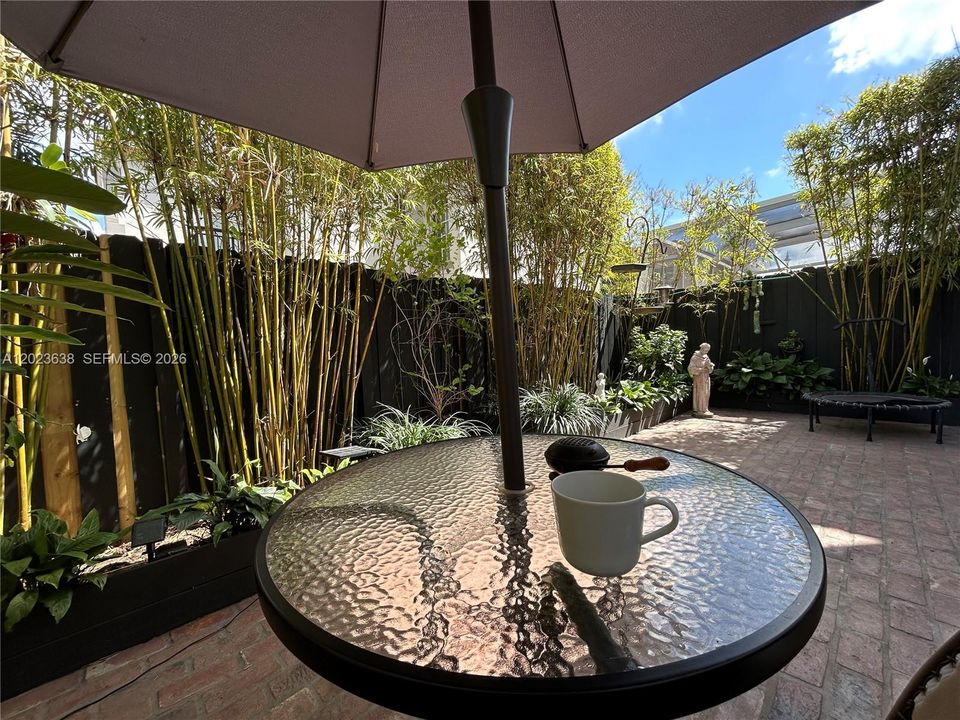 En Venta: $560,000 (3 camas, 2 baños, 1857 Pies cuadrados)