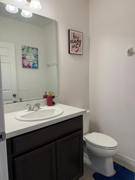 For Sale: $380,000 (5 beds, 3 baths, 2621 Square Feet)