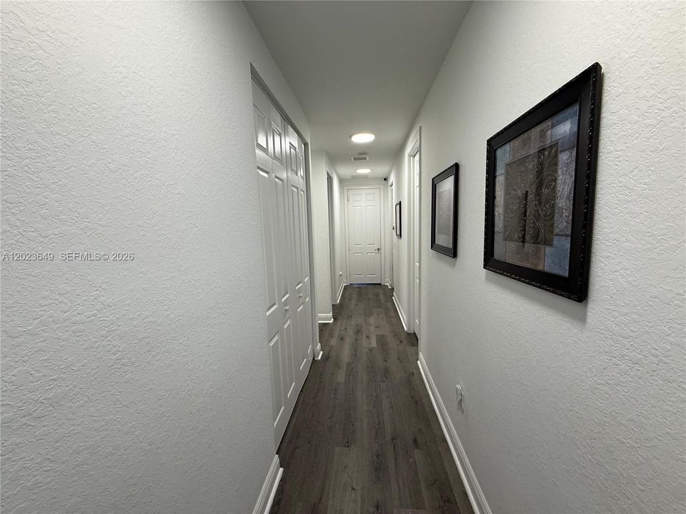 For Sale: $1,550,000 (5 beds, 5 baths, 4159 Square Feet)