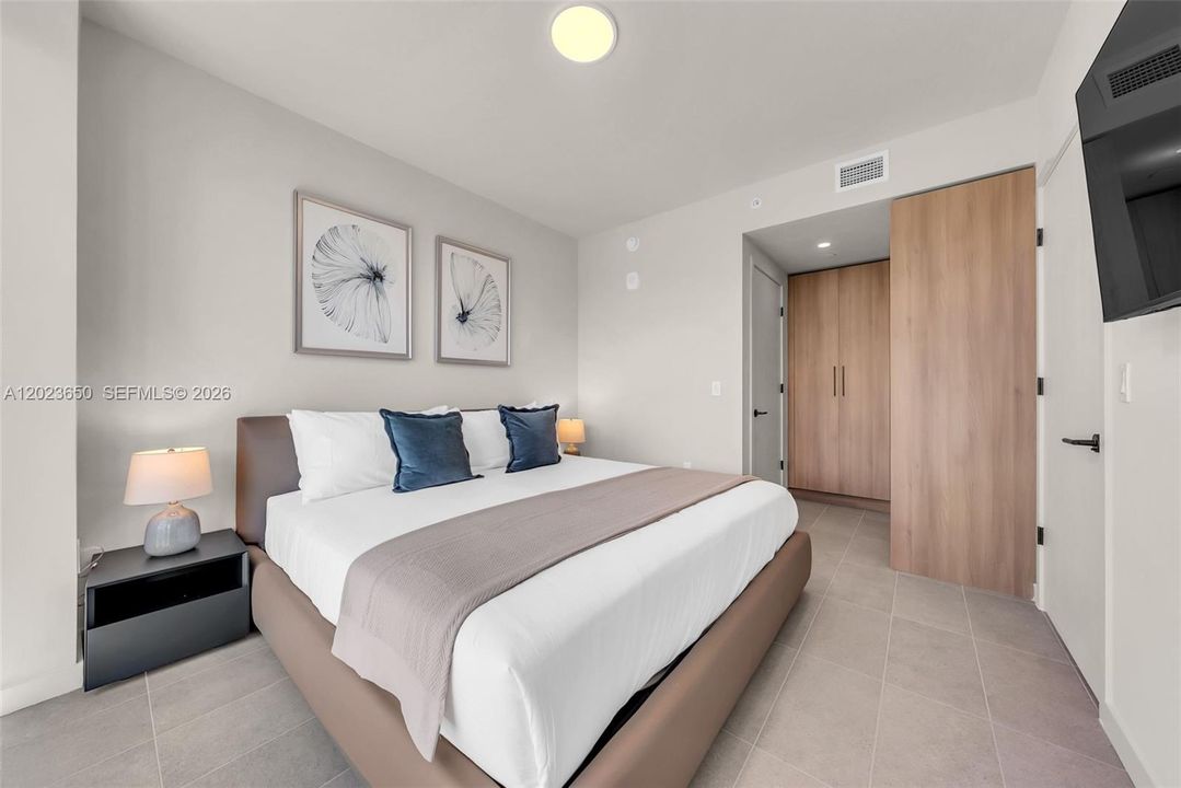 En Venta: $970,000 (2 camas, 2 baños, 760 Pies cuadrados)