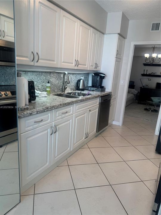 Activo con contrato: $849,000 (2 camas, 2 baños, 1530 Pies cuadrados)