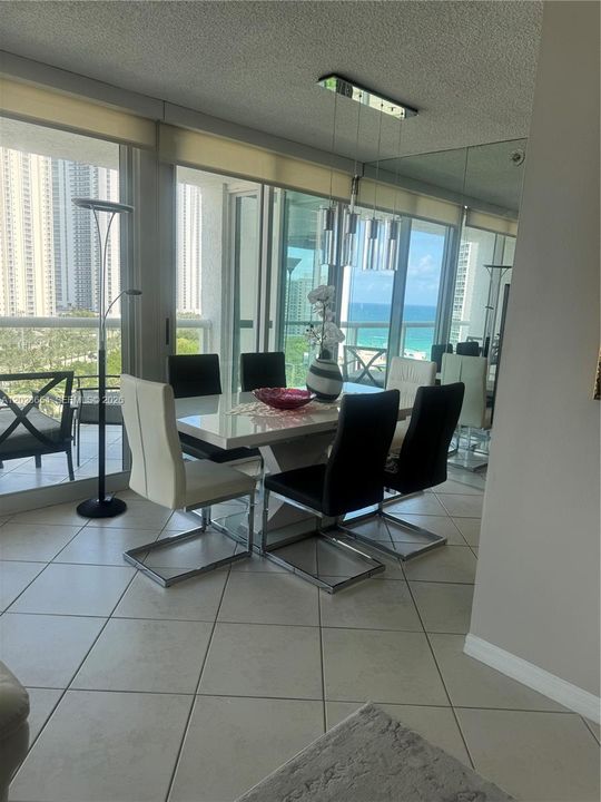 Activo con contrato: $849,000 (2 camas, 2 baños, 1530 Pies cuadrados)