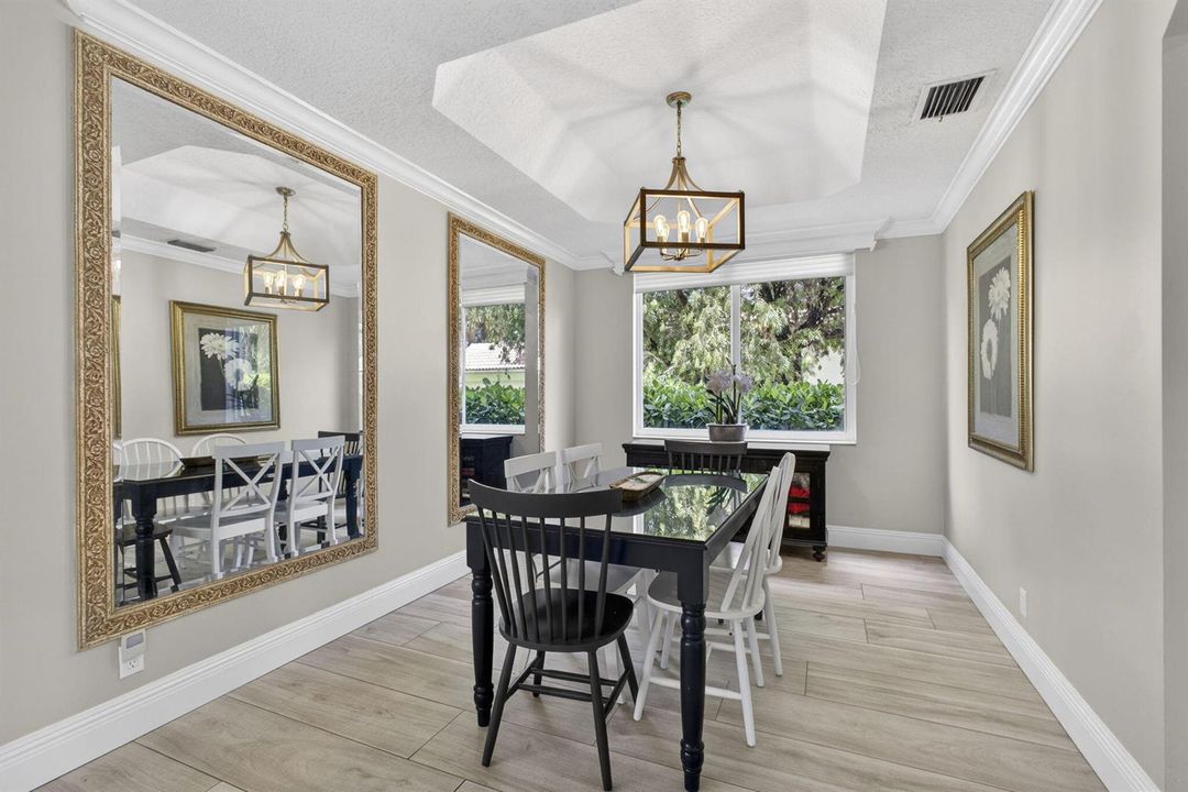 Formal Dining